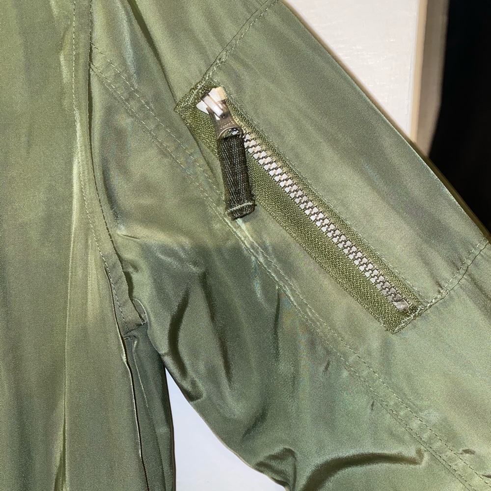 Bomber Jacket - Picture 4 of 4